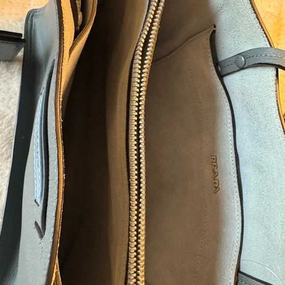 Prada Etiquette Tote Glace Calf Medium - Picture 11 of 15